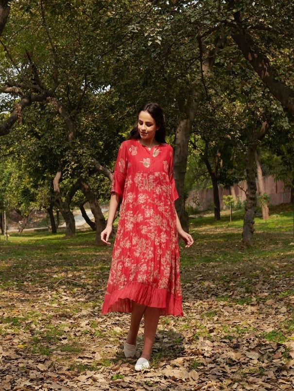 Bliss - Red Embroidered Cotton Silk Floral Dress By Priti Prashant now available at Trendroots Kurta Dress, Red Embroidery, Silk Floral Dress, Thread Embroidery, Embroidery Fabric, Indian Designer Wear, Dress Top, Best Deal, Designer Wear