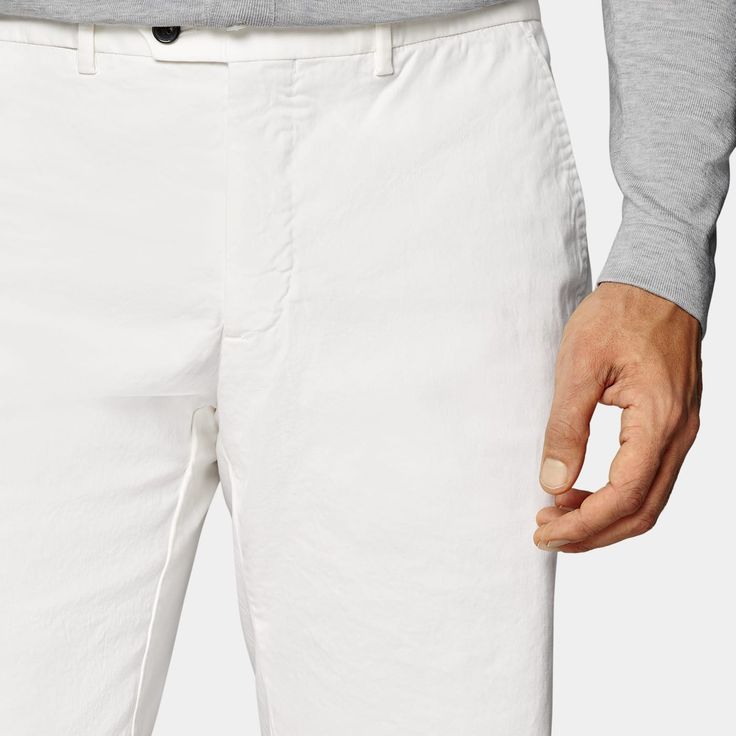 These off-white flat-front shorts are cut slim through the hip and thigh, and feature belt loops. White Herringbone, White Flats, Slim Leg, Pure Linen, Front Design, Slim Legs, Fashion Advice, Cargo Shorts, Stretch Cotton