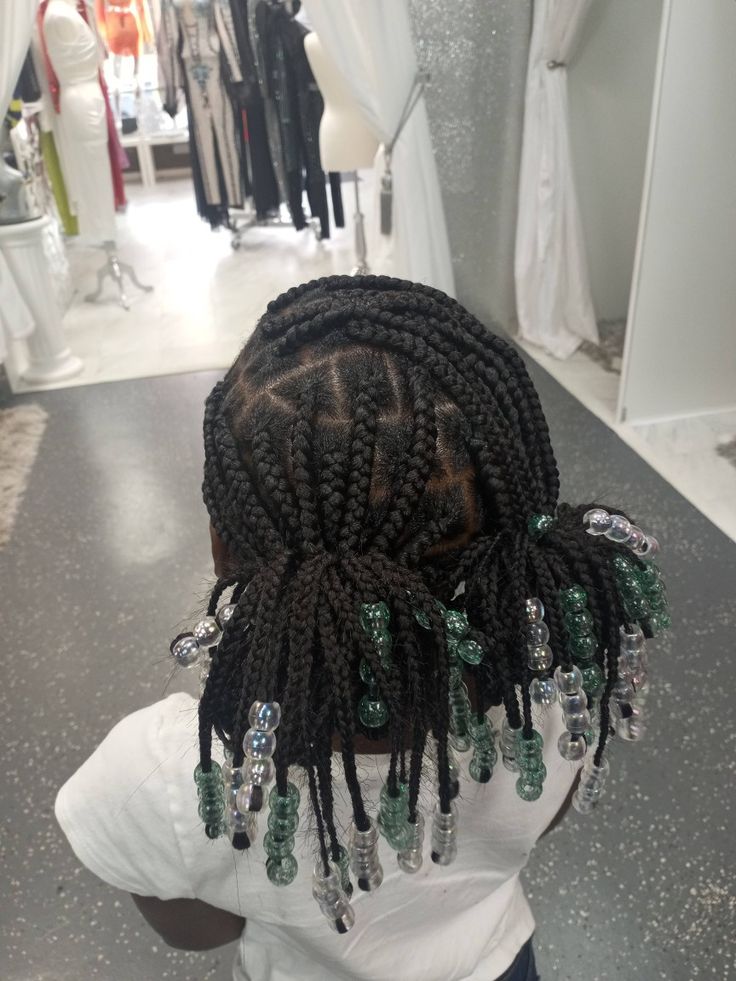 Black And Blue Box Braids With Beads, Notlessbox Braids With Beads, Braid With Beads Natural Hair, Short Boho Knotless Braids With Beads, Bead Hairstyles Black Women, Short Box Braids Hairstyles Shoulder Length With Beads, Small Knotless Box Braids With Beads, Knotless Box Braids Natural Hair, Knotless Beads Hairstyles