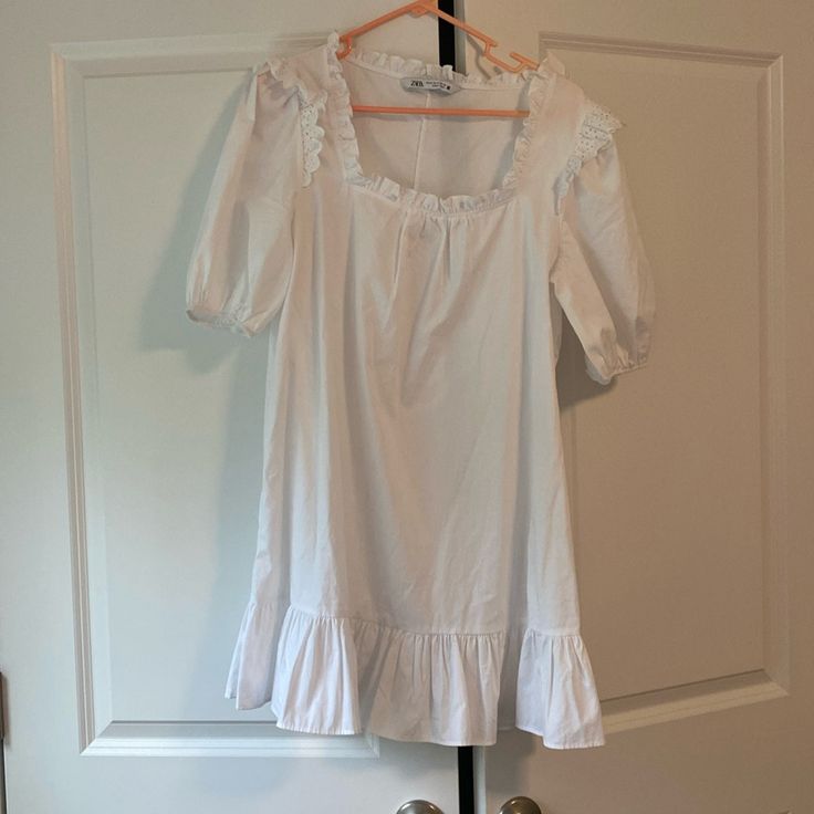 Never Worn White Dress, Puff Sleeves With Detailing Puff Sleeve Sundress For Daywear, Cotton Puff Sleeve Dress For Day Out, Cute Square Neck Mini Dress For Daywear, Casual Puff Sleeve Dresses For Daytime, Short Sleeve Puff Dress With Ruffles For Daywear, Cotton Puff Sleeve Mini Dress For Day Out, Cotton Mini Dress With Ruffle Hem For Brunch, Cotton Mini Dress With Ruffles For Daytime, Zara Puff Sleeve Dress For Brunch