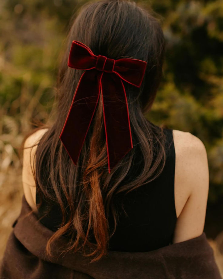 Via @karleeboots_ Bow Barrette, French Barrette, Hair Collection, Velvet Bow, Silk Velvet, Velvet Ribbon, Fashion Inspiration, Nice Dresses, Brooklyn