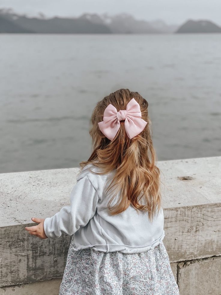 Abigail Hair Bow - Petit Maison Kids Bow Hairstyles, Wedding Kids Outfit, Satin Hair Bow, Couple Goals Teenagers Pictures, Bronde Hair, Hair Clasp, Long Hairstyle, Bow Hairstyle, Ribbon Hairstyle