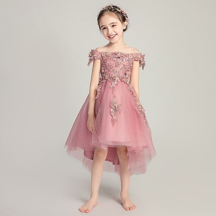 Season:Summer,Fall,Spring; Fabric:Polyester; Sleeve Length:Sleeveless; Dress Length:Above Knee; Look After Me:Hand wash; Gender:Girls'; Style:Cute,Princess; Elasticity:Inelastic; Occasion:Performance; Kids Apparel:Party Dress; Age Group:Toddler; Fit Type:Tailored Fit; Dresses Type:Sheath Dress,Tulle Dress; Pattern:Sequin; Design:Mesh; Age:3-7 Years; Listing Date:07/11/2024; Bust:; Length:; Neckline:Crew Neck Party Dress Sequin, Princess Dress Patterns, Oktoberfest Outfits, Cheap Party Dresses, Party Dresses Online, Dress Sequin, Sequin Design, Dress Tulle, Cute Princess