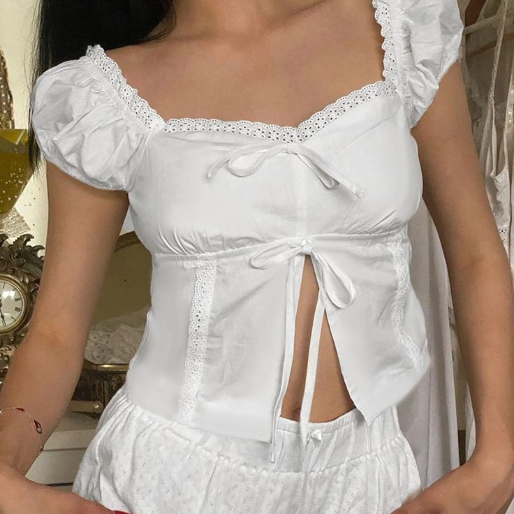 Olivia Mark - Lace Trim Short Sleeve Sexy Split Top Fashionable Blouse Blouse Corset, Corset Blouse, Frill Tops, Female Shorts, Lace Trim Shorts, Ootd Outfits, Off Shoulder Fashion, Cropped Tops, Women Corset