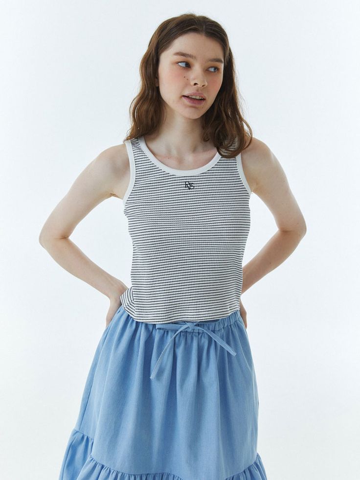 Color : WhiteCountry of Origin : Republic of Korea Basic Cotton Tank Top For Spring, Spring Basic Cotton Tank Top, Striped Sleeveless Summer Top, Summer Sleeveless Striped Top, Casual Cotton Tank Vest, Casual Cotton Crochet Tank Top, Casual Sleeveless Cotton Tank Top, Summer Sleeveless Cotton Tops, Spring Cotton Crew Neck Tank Top