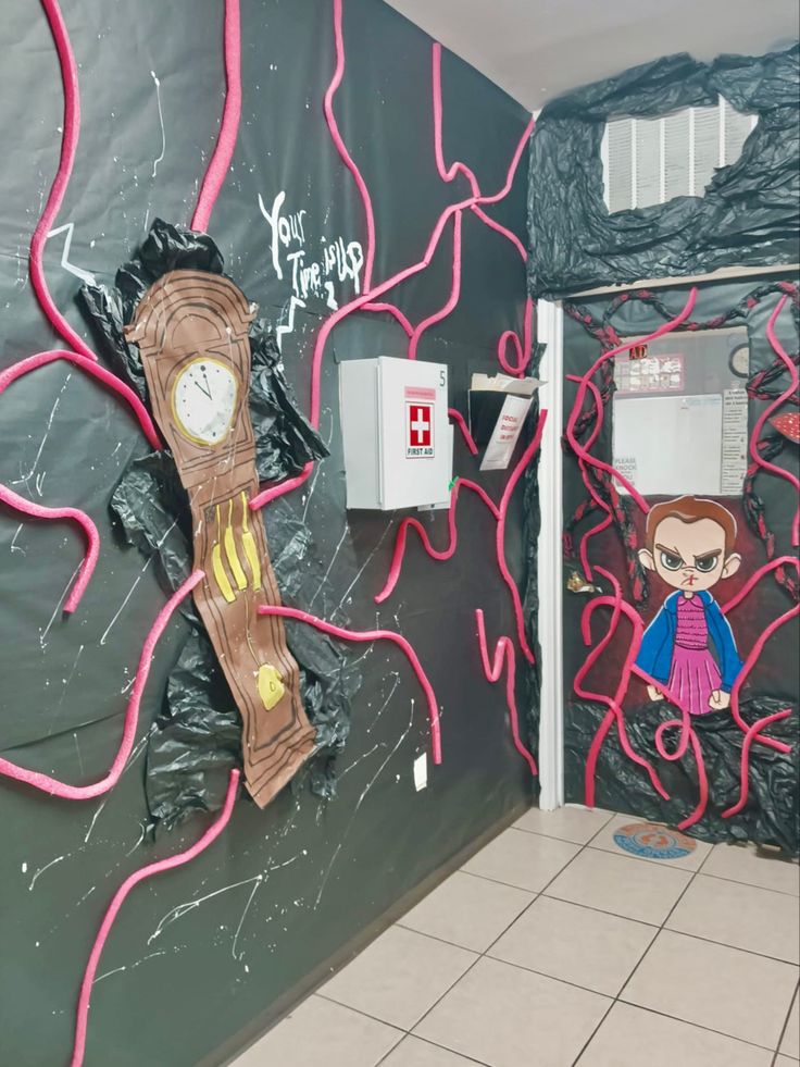 the bathroom is decorated with paper machs and artwork