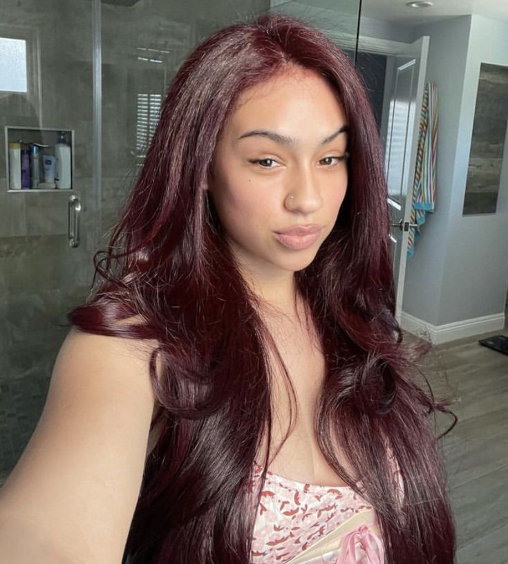 Dark Red Ends On Brown Hair, Long Dark Red Hair, Red Hair Tan Skin, Long Burgundy Hair, Light Burgundy Hair, Dark Burgundy Hair Color, Dark Burgundy Hair, Cherry Red Hair, Black Hair Balayage