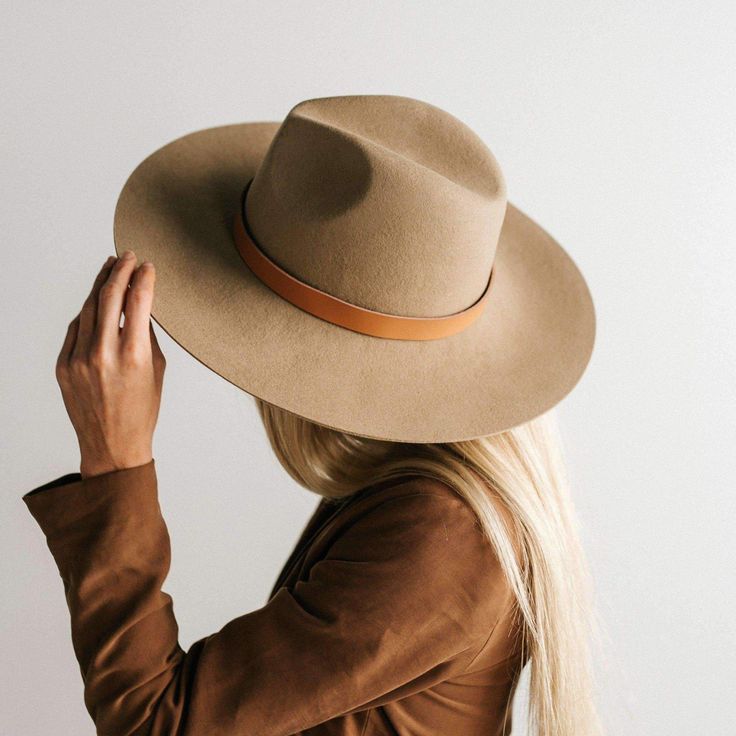 Emma Wide Brim Fedora - GIGI PIP Wide Brim Felt Hat, Gigi Pip, Rancher Hat, Fedora Hat Women, Running Hats, Wide Brim Fedora, Felt Fedora, Warm Weather Outfits, Halo Style