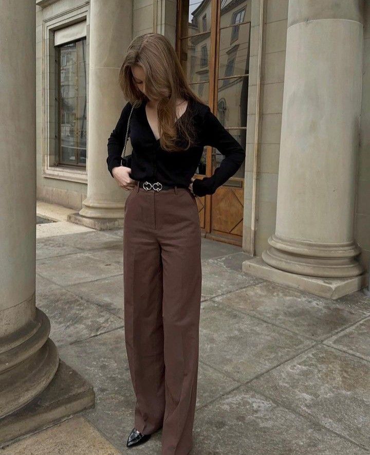 Autumn Outfits Vintage, Brown Tailored Pants, Brown Trousers Outfit Women, Brown Trousers Outfit, Tailored Pants Outfit, Slacks Outfit, Brown Pants Outfit, Dress Pants Outfits, Straight Leg Dress Pants