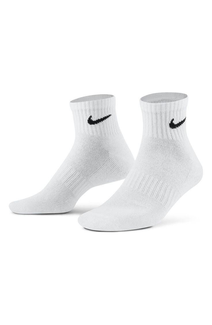 Power through your workout with the Nike Everyday Cushioned Socks. The thick terry sole gives you extra comfort for footdrills and lifts, while a ribbed arch band wraps your midfoot for a supportive feel. Pack of three pairs  71% cotton, 26% polyester, 2% spandex, 1% nylon Machine wash, tumble dry  Imported Nike Socks Women, Nike Ankle Socks, White Nike Socks, Nike Basketball Socks, Black And White Nikes, Pretty Shoes Sneakers, Nike Short, Nike Socks, Basketball Socks