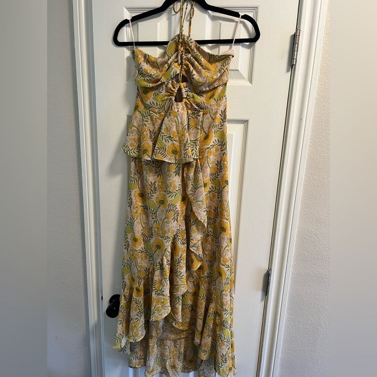 Never Worn! Size S. Yellow Floral Print Maxi Dress For Daytime, Flowy Yellow Sundress With Ruffles, Yellow Maxi Sundress With Ruffles, Yellow Sleeveless Midi Dress For Daytime, Chic Yellow Maxi Dress With Ruffles, Yellow Sundress Midi Dress For Day Out, Yellow Midi Sundress For Garden Party, Yellow Ruffled Maxi Sundress, Yellow Ruffle Midi Dress For Day Out