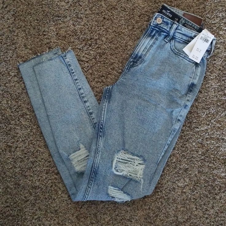 Brand New Hollister High Rise Super Skinny Jeans With Tags Still Attached. Holister Jeans, Hollister Clothes, Pretty Clothing, Xmas Wishlist, Birthday List, 7th Grade, Hollister Jeans, Jeans Color, Christmas 2024