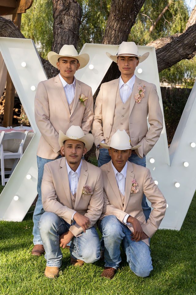 Chambelan Thank You Gifts, Gold And White Chambelanes, Quince Chambelanes Outfits Rose Gold, Quince Surprise Outfits, Cowboy Quinceanera Outfits, Quince Outfits For Guys, Quinceanera Court Dresses Gold, Lavender Chambelanes Outfits Vaquero, Sage Chambelanes Outfits