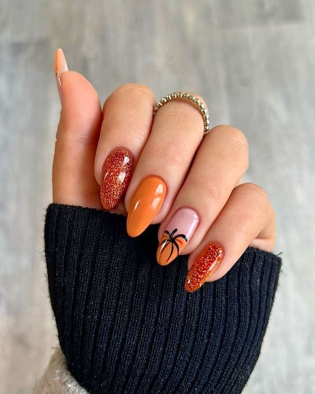 Dark Color Nail Ideas, Late Fall Nails, November Nail Art, November Nails Colors, November Nails Fall, Nails Pumpkin, Spice Nails, November Nail, November Nail Designs