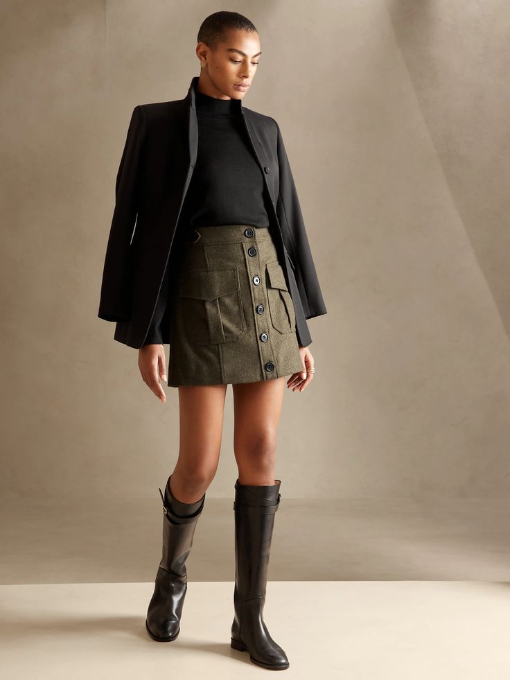 Expedition Mini Skirt | Banana Republic Green Mini Skirt Outfit, Army Green Skirt, Olive Skirt, Olive Shorts, Mini Skirt Dress, Green Mini Skirt, Miniskirt Outfits, Europe Fashion, Green Skirt