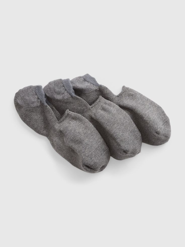 Soft knit no-show socks.  Elasticized top.  Reinforced toe and heel.  S/M: 20 cm toe length, 26 cm leg length.  M/L: 22 cm toe length, 28 cm leg length. No Show Socks, Soft Knits, 20 Cm, Gap, Socks, Knitting, Heels, Grey