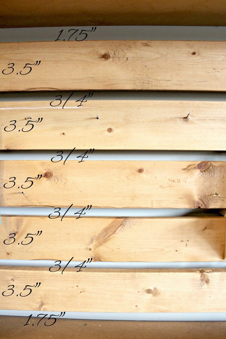 the measurements for wooden planks are shown in three different sizes and shapes, along with numbers on each side