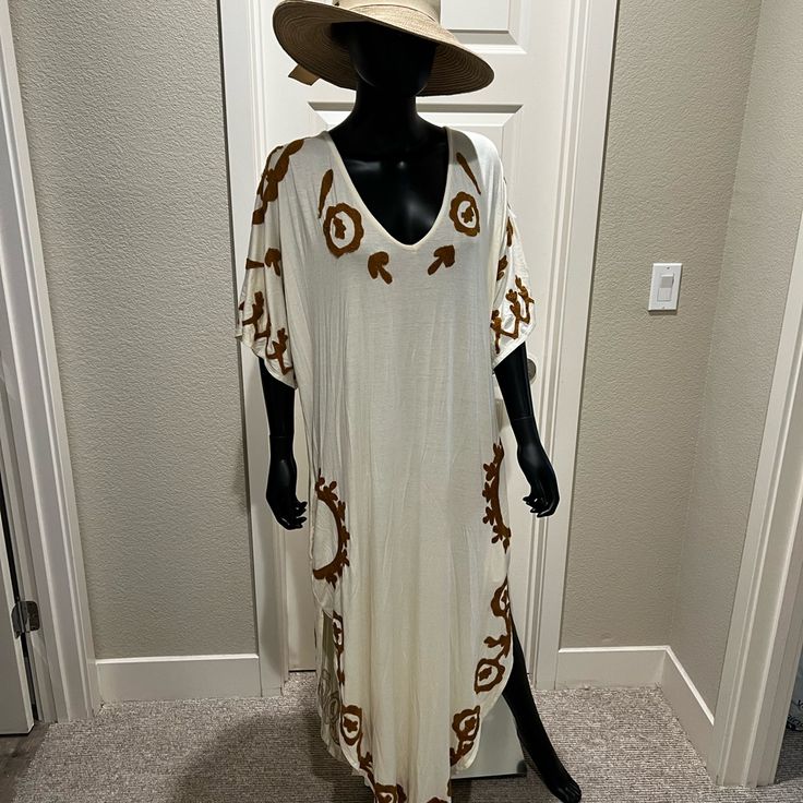 Be Sun Ready! 100% Modal Dress With Embroidery. Absolutely Beautiful And With Pockets. Drapes Nicely. Summer Embroidered Cream Maxi Dress, Embroidered Cream Maxi Dress For Summer, Cream Embroidered Summer Maxi Dress, Cream Embroidered Maxi Dress For Summer, Cream Embroidered Maxi Dress, Embroidered Short Sleeve Beach Cover-up Dress, Embroidered Short Sleeve Dress For Beach Cover-up, Embroidered Short Sleeve Dress For Beach, Intricate Embroidered Dress For Vacation