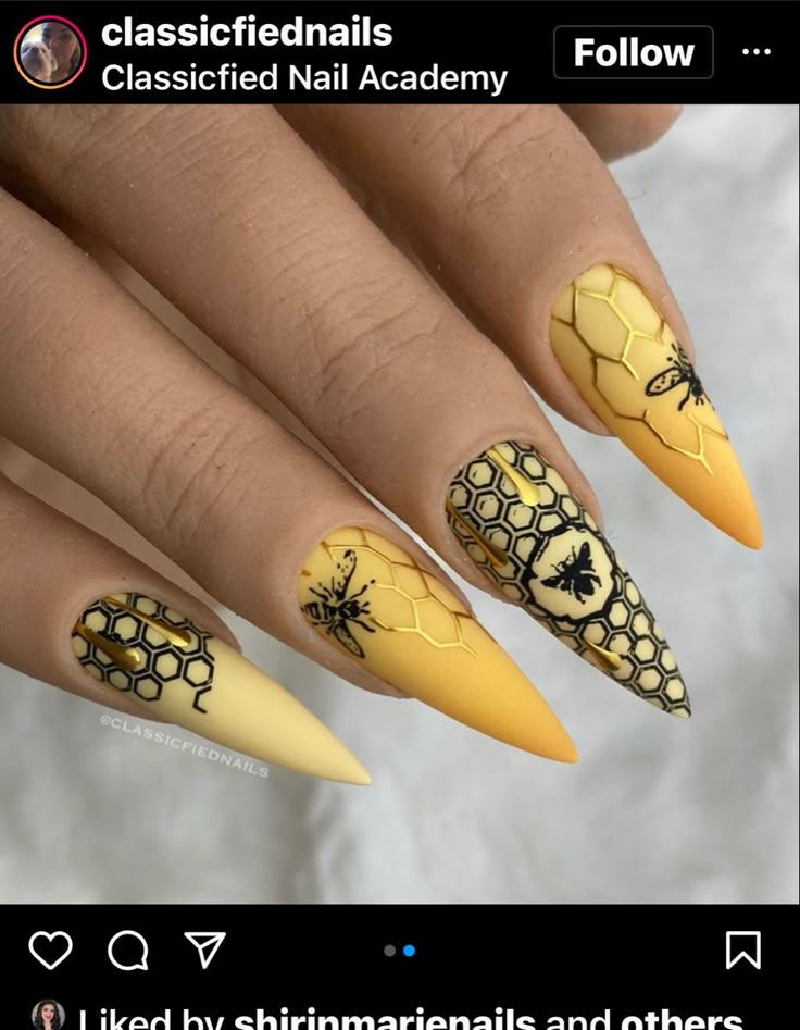 Honey Bee Nails Acrylic, Wutang Nails, Bumble Bee Nails Design, Honeycomb Nails, Honey Bee Nails, Honey Bee Nail Art, Bees Nails, Honeycomb Nail, Bumble Bee Nail Art