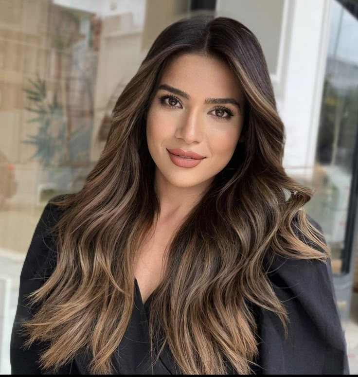 Olive Skin Tone Hair Color Balayage, Highlights For Olive Skin Tone Brunettes, Dimensional Honey Brunette, Balayage For Morena Skin, Balayage Color Miel, Brunette Balayage Olive Skin, Long Hair Highlights, Blonde Balayage Highlights, Make Up Inspiration