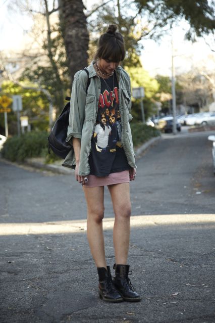 AC/DC shirt Neo Grunge, Moda Grunge, Look Grunge, 2014 Fashion Trends, Tokyo Street Fashion, Hipster Grunge, Hipster Outfits, Grunge Look, Looks Street Style