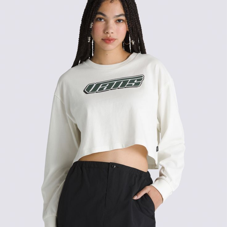 The Retro V Relaxed Long Sleeve Crop T-Shirt is a long sleeve relaxed crop T-shirt made of heavy cotton jersey with a retro Vans® graphic on the front. 100% Cotton Long sleve t-shirt Relaxed fit Graphic on front 18'' in length | Vans Retro V Relaxed Long Sleeve Crop T-Shirt Womens Small Back To School Shoes, Vans Store, Vans Logo, Crop T Shirt, Long Sleeve Crop, Crop Tshirt, Heavy Cotton, Womens Shirts, Relaxed Fit