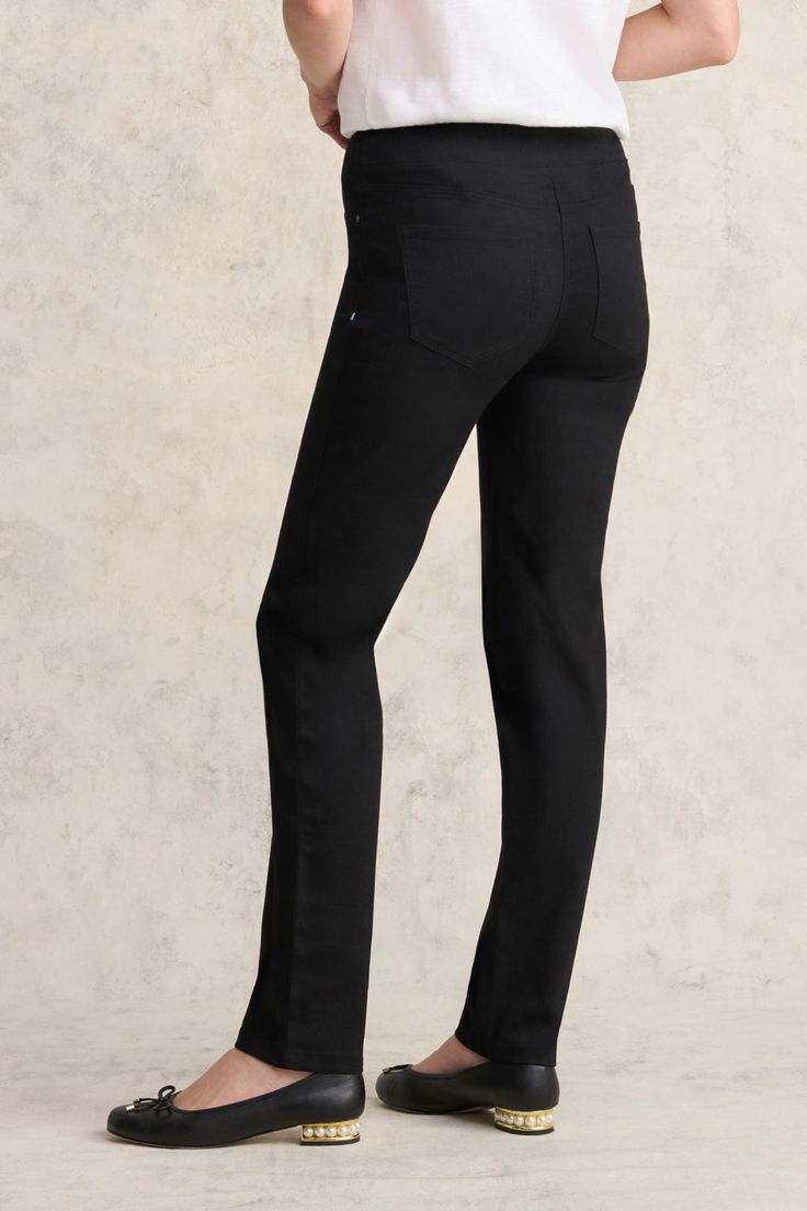 Our iconic Bengajean® is the perfect everyday pant. This Bengajean® Full Length Straight Leg in Black is both a stylish basic and a great option for accessorising. Featuring classic jean details with the added comfort of an elasticated waist, our Bengajean® offers a flattering silhouette. Dress it up or dress it down, wherever the day takes you. Everyday Pants, Classic Jeans, Best Jeans, Long Legs, Womens Clothing Sizes, Stretch Denim, Childrens Clothes, Full Length, Straight Leg