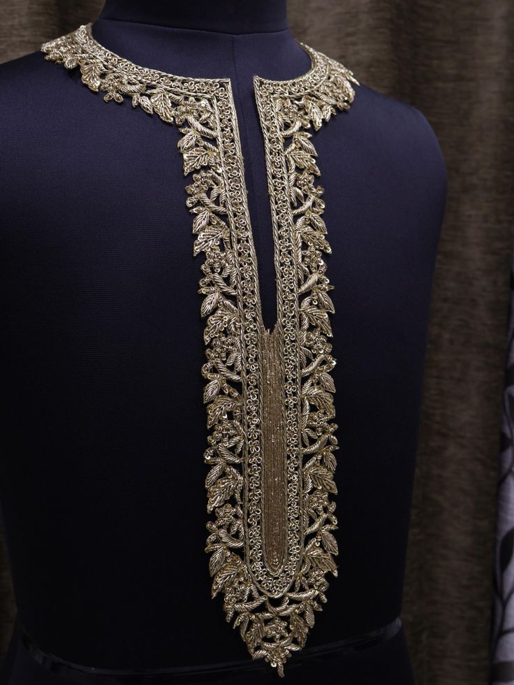 ✨ Dark Gold / Rose Gold Zardozi Embroidered Neckline Patch with Sleeves Enhance your ethnic and contemporary outfits with this stunning handmade Zardozi embroidery neckline patch. Featuring a rich floral design in dark gold or rose gold tones, this unisex applique is perfect for elevating men's and women's kurtas, tunics, or dresses with a luxurious touch. Features: 🖐️ Handcrafted Excellence: Expertly created by skilled artisans using traditional Zardozi embroidery techniques. ✨ Elegant Floral Or Rose, Floral, Design