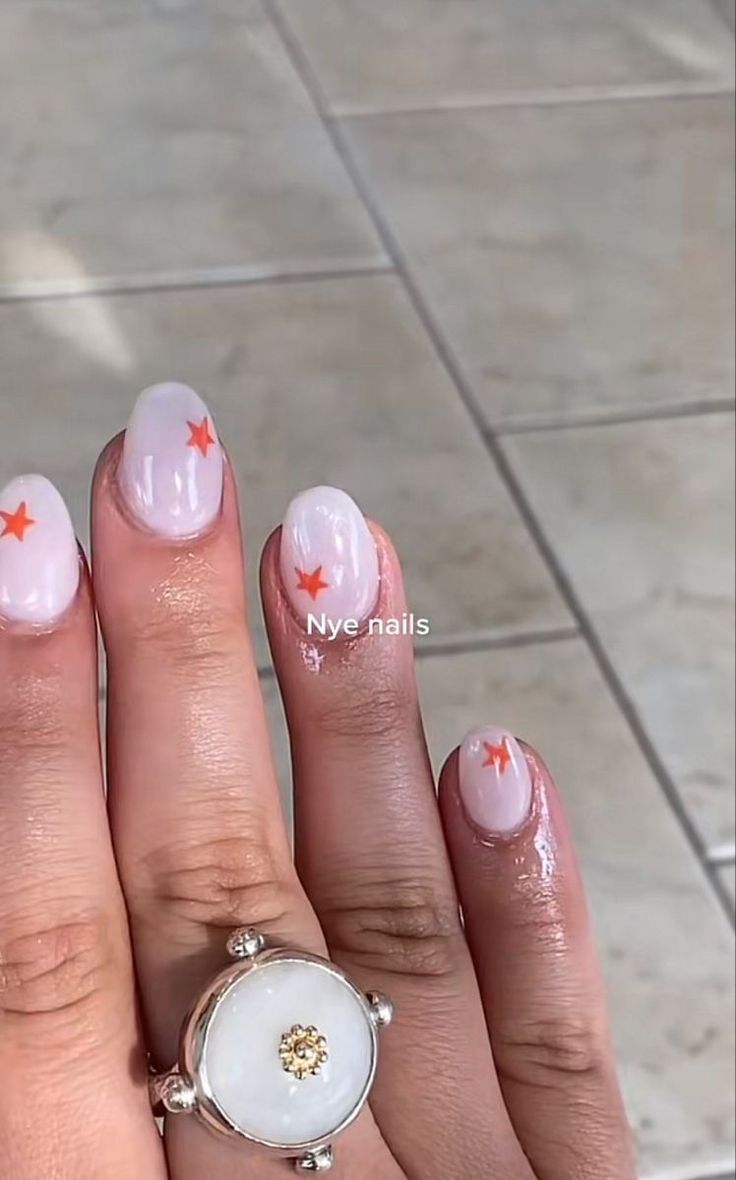 Short Nail Inspo￼, Short Nails Stars, Short Nail Inspo Summer, Nail Inspo Stars, Stars On Nails, Nail Inspo For Short Nails, Short Star Nails, Star Gel Nails, Star Manicure