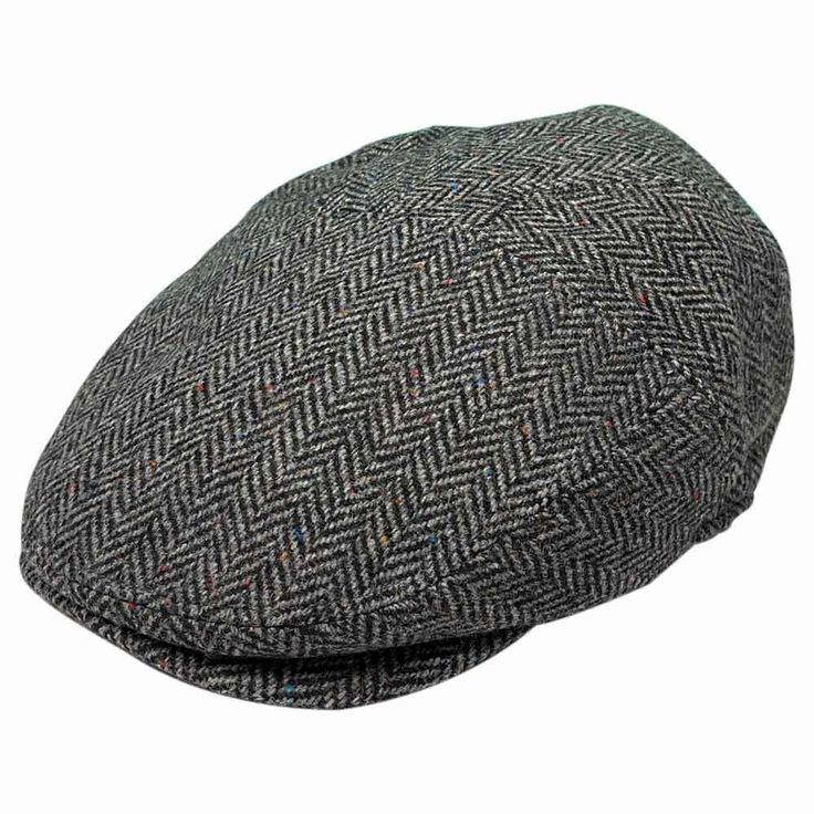 Saint Martin - Wool Herringbone Flat CapThe flat cap, traditionally made of wool or tweed, has many advantages. Once worn by British and Irish farmers in the countryside, the flat cap has cycled through all social classes to become the burgeoning fashion accessory it is today. Enter the Wool Herringbone Flat Cap from Saint Martin  a flat cap that offers incredible value at a competitive price. The Herringbone Flat CapA flat cap features soft fabric construction and a short, rounded front brim. F Outback Hat, Mens Hats Fashion, Flat Caps, Hat Stores, Fabric Construction, Leather Hats, Flat Cap, Saint Martin