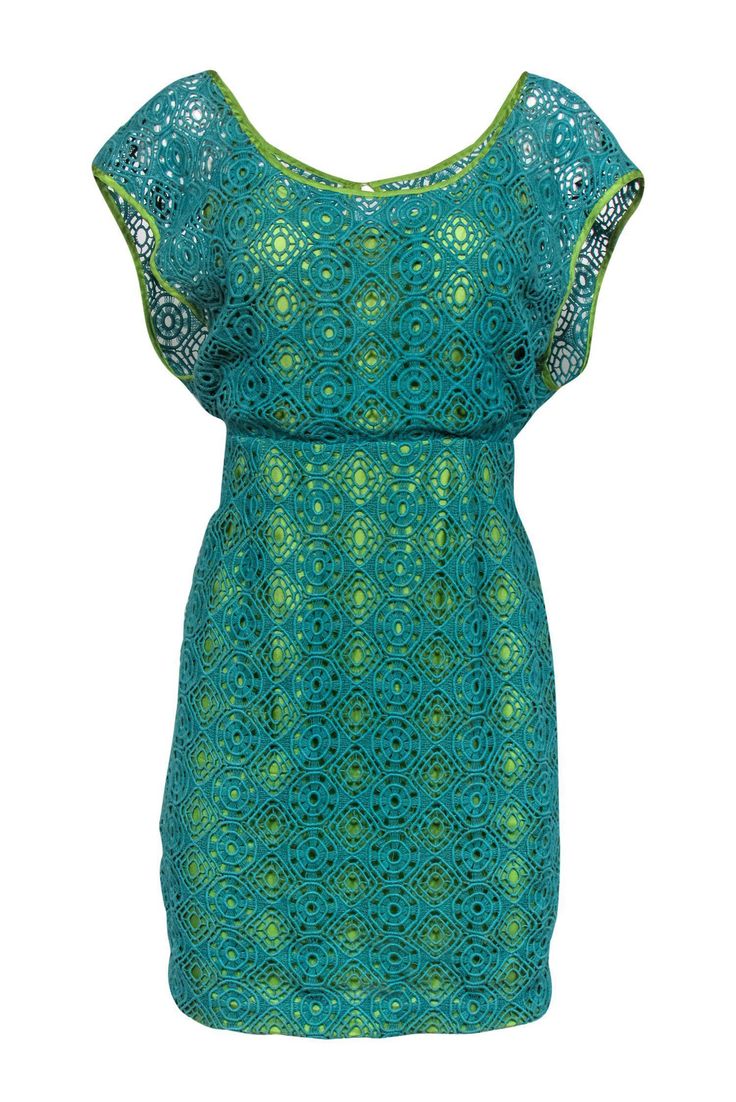 Current Boutique-Tracy Reese - Seafoam Crochet Cocktail Dress Sz 6 Lace Mini Dress With Crochet Details, Chic Lace Dress With Crochet Details, Chic Green Lace Dress, Fitted Crochet Dress With Crochet Trim For Party, Summer Party Dress With Crochet Lace, Chic Green Lace Dress For Summer, Summer Lace Crochet Top For Party, Stretch Summer Lace Dress With Lace Trim, Summer Party Mini Dress With Crochet Lace