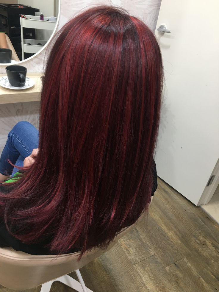 Skunk Hair, Pink Blonde Hair, Wine Hair, Cherry Hair, Change Hair, Hair Color Streaks, Hair Streaks, Hair Idea, Haircut Inspiration