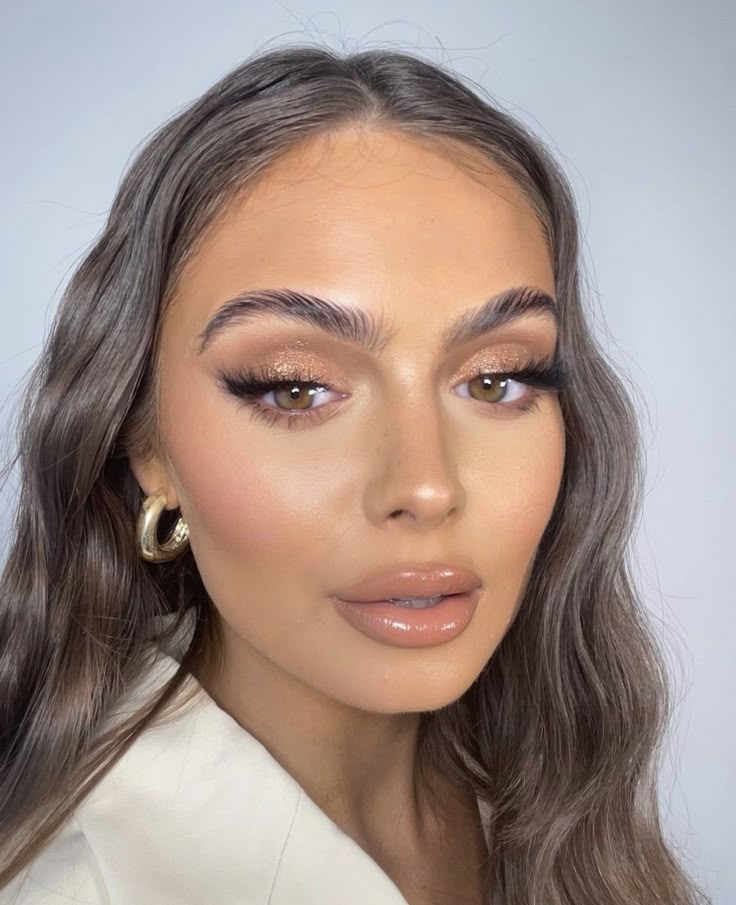 Soft Glam Makeup Smokey Wing, Siren Eyes Bridal Makeup, Eyeshadow For Champagne Dress, Soft Makeup For Hazel Eyes, Bridesmaid Makeup Yellow Dress, Smoked Liner Make Up, Makeup Ideas For Going Out, Elegant Eye Makeup Classy, Small Eye Makeup Looks