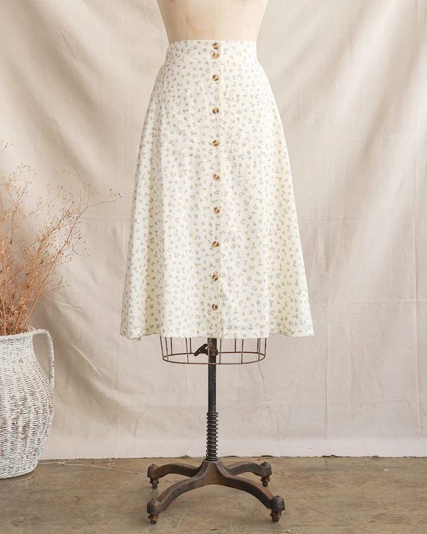 Atelette Vintage Inspired Clothing by Adored Vintage / Aveyron Skirt Button Down Midi Skirt, 1950 Dress, Feminine Clothing, Vintage Inspired Clothing, Picnic Dress, Bodice Top, Adored Vintage, Country Dresses, Vintage Inspired Outfits