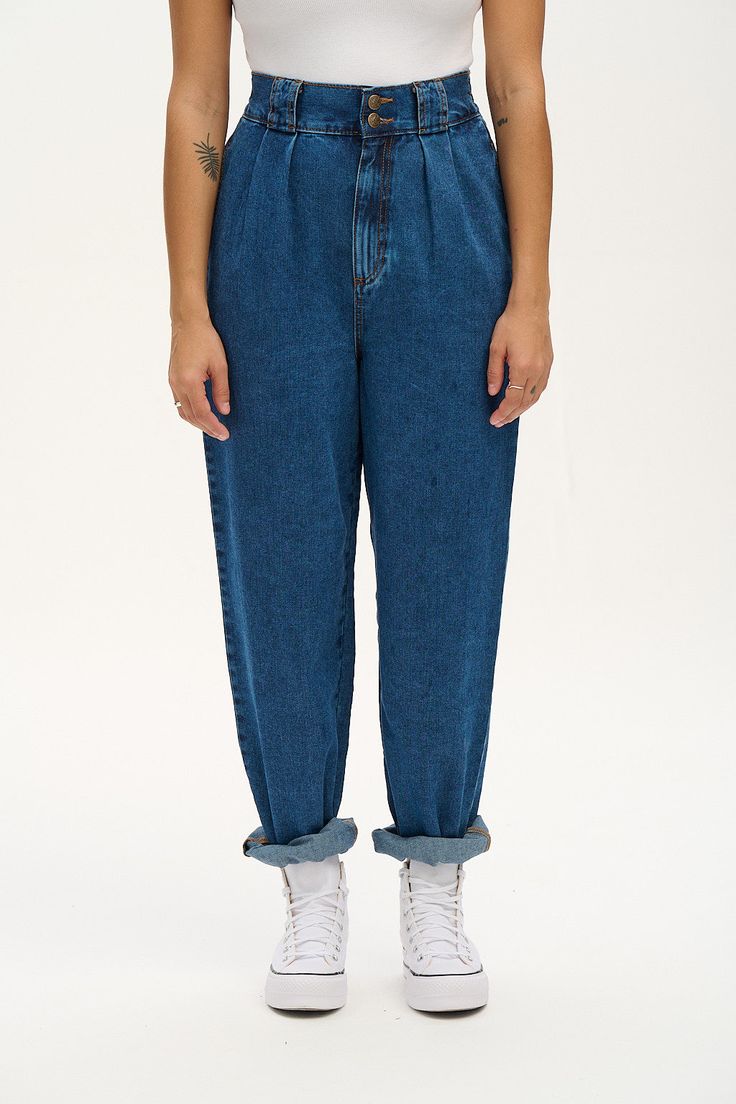 Addison Tapered Jeans: ORGANIC DENIM - Mid Wash Blue – Lucy & Yak Lucy And Yak, Dungarees Shorts, Perfect Jeans, Tapered Jeans, High Waisted Trousers, Tee Dress, Vintage Jeans, Skirt Top, Perfect Outfit