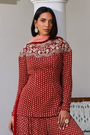 Red kurta with bandhani pattern and marodi, sequin embroidered neckline. Paired with sharara and dupatta. - Aza Fashions Wedding Red Palazzo Set With Dabka Work, Fitted Red Sharara With Traditional Drape, Red Sharara With Dabka Work For Reception, Red Sharara With Straight Kurta For Wedding, Red Floor-length Sharara With Dabka Work, Red Semi-stitched Palazzo Set For Wedding, Red Dupatta With Resham Embroidery, Fitted Red Dupatta With Resham Embroidery, Fitted Red Salwar Kameez With Dabka Work