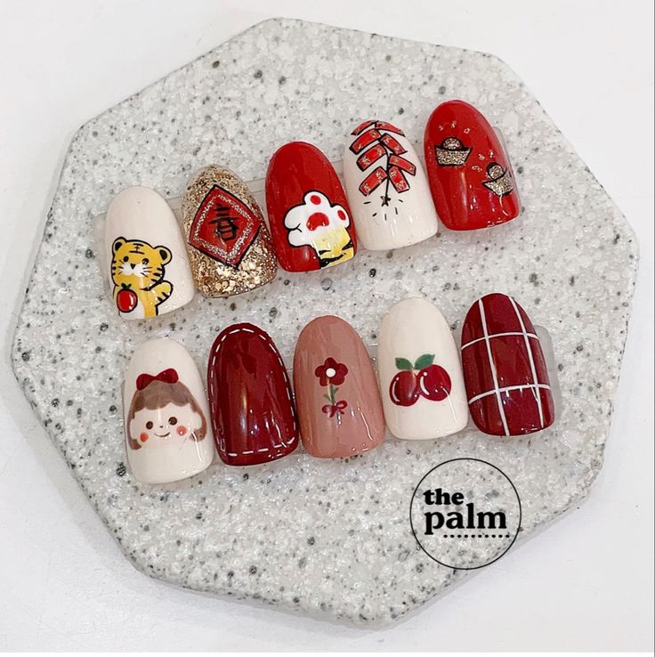 Cny Nails 2024 Dragon, Chinese New Year Rabbit Nail Art, Nail Tet 2023, Chinese New Year Nail Art Design 2023, Nail Chinese New Year, Cny Nails 2023, Cny Nails 2024, Nail Art Asian, Nail Art Chinese New Year