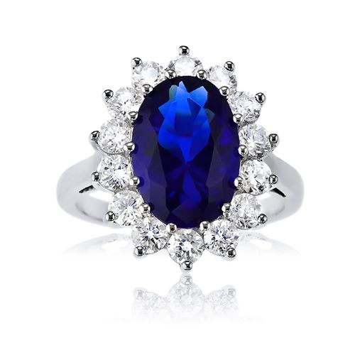 Something old, something borrowed, something blue Kate Middleton Engagement Ring, Diana Engagement Ring, Royal Engagement Rings, Princess Diana Ring, Diana Ring, Royal Rings, Favorite Engagement Rings, Romantic Rings, Colored Engagement Rings