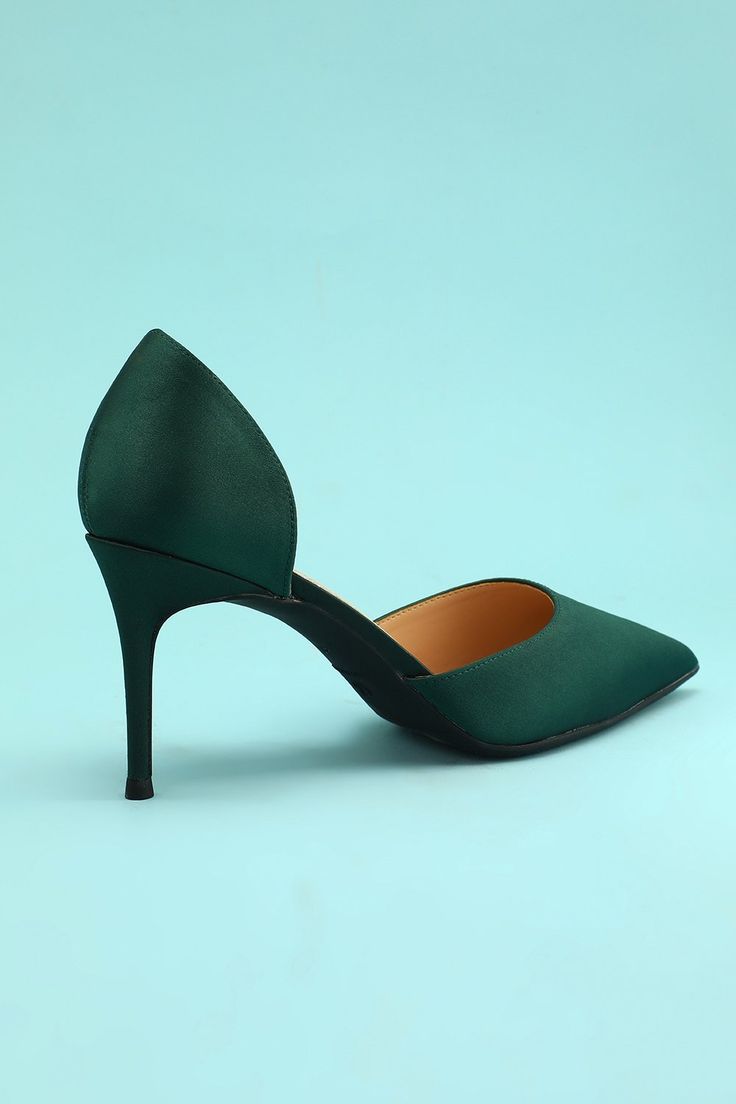 The beautiful upper of dark green satin, like an emerald on your feet, brings new life to a truly classic and timeless pair of heels. The color is bright and eye-catching enough to become a focal point of the whole outfit, while still tame enough to create harmony with many other contrasting, complementary and neutral shades, prints, etc. The design and the 3.5 inch heel are both classic and timeless, making this pair something that will serve you well no matter the event and no matter the seaso Burgundy Shoes Outfit, Shoes Outfit Ideas, How To Dress Well, Women's Dress Shoes, Burgundy Shoes, Elegant High Heels, Prom Heels, Neutral Shades, Dress Well