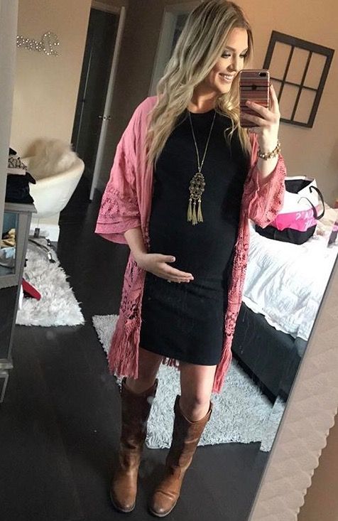 Concert Outfit Ideas For Pregnant Women, Maternity Dress And Boots, Maternity Dressy Casual Outfits, Pregnant Fair Outfit, Southern Maternity Outfits, Country Outfits Pregnant, Maternity Outfits With Cowgirl Boots, Maternity Dress With Cowboy Boots, Boho Western Maternity Outfits