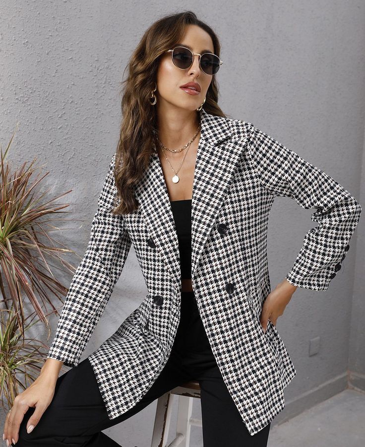 Material: Polyester Fiber (polyester)Fabric: PolyesterPattern: CheckLength: LongClosure Type: Single BreastedMain Composition: PolyesterMaterial Composition: 100%Pattern Type: Houndstooth Fall Blazer, Fall Outerwear, Elegant Blazers, Long Sleeve Coat, Houndstooth Blazer, Collared Coat, Long Sleeves Coats, Long Sleeve Blazers, Light Sweater