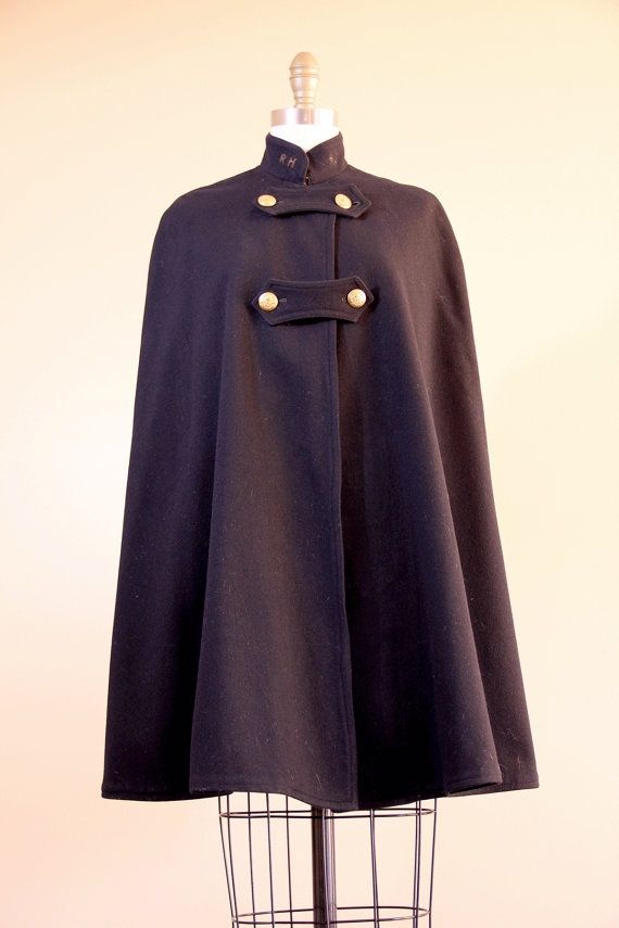 nurses cape // navy WWII wool cape // 1940s 40s womens mi… | Pinterest Vintage Military Uniforms, Nurse Cape, Women's Military Uniform, Vintage Nurse, Vintage Cape, Women's Uniforms, 20th Century Fashion, Wool Cape, 1940s Fashion