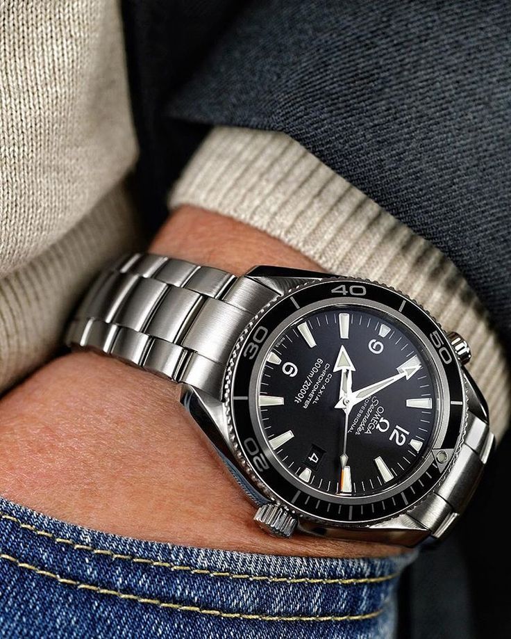 Omega Planet Ocean, Stylish Watches Men, Casio Edifice, Omega Seamaster Planet Ocean, Trendy Watches, Planet Ocean, Hipster Mens Fashion, Wrist Wear, Man Style