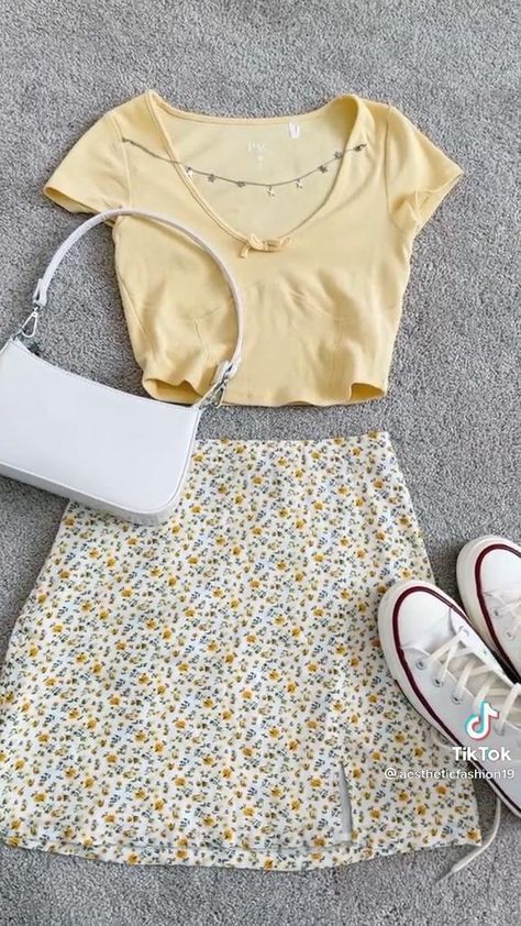 Simple Trendy Outfits, Cute Everyday Outfits, Cute Simple Outfits, Really Cute Outfits, Summer Fashion Outfits, Girly Outfits, Mode Inspiration, Casual Style Outfits, Teen Fashion Outfits