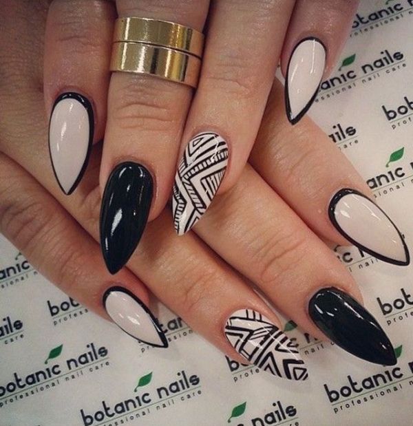 Black And White Nail, Black And White Nail Designs, Pointy Nails, Stiletto Nail Art, Manicure Gel, Pointed Nails, Stiletto Nails Designs, Simple Acrylic Nails, White Nail Designs