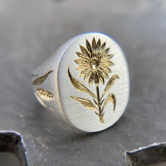 Castro Smith, Daisy Rings, Dragonfly Ring, Heart Wedding Rings, Sunflower Ring, Flower Daisy, Daisy Ring, Ring Flower, New Metal