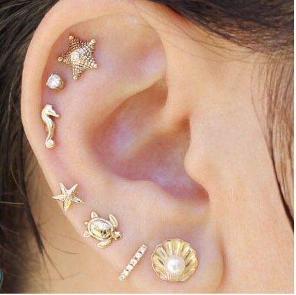 Surf Jewelry, Cool Ear Piercings, Pretty Ear Piercings, Beachy Jewelry, Funky Jewelry, Stacked Jewelry, Jewelry Lookbook, Fancy Jewelry, Girly Jewelry