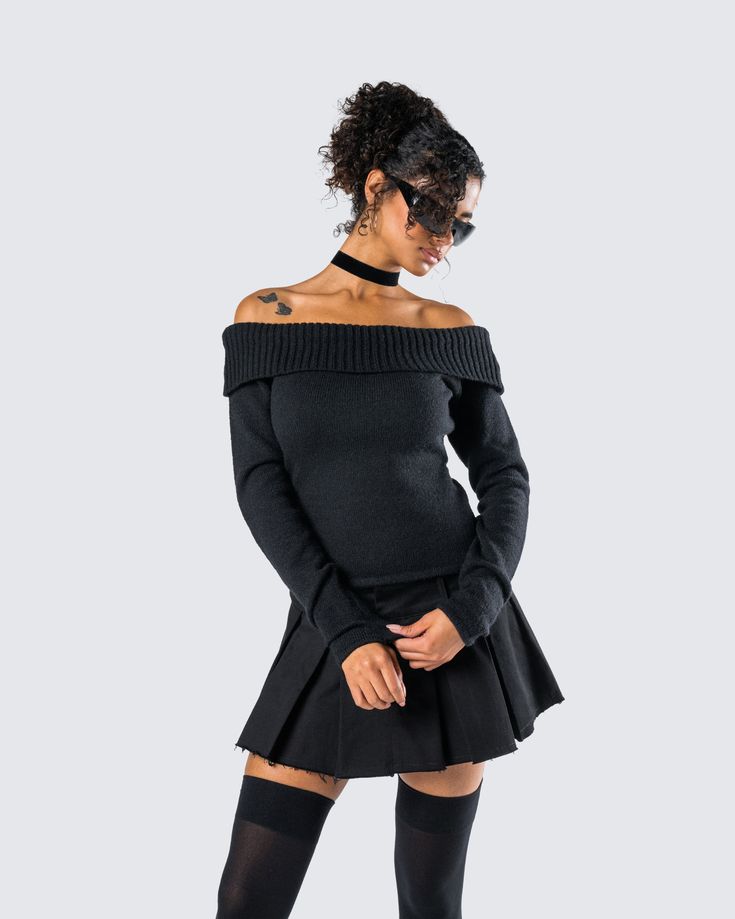 From the office to a night out - this two-piece set is the perfect fit for showing up and showing out 😏 With a look that can be dressed up or down, you will always be ready to slay any occasion 🖤 Chic Stretch Winter Set, Chic Stretch Sets For Winter, Chic Fitted Off-shoulder Set, Trendy Mini Length Sets For Fall, Chic Evening Sets For Winter, Chic Winter Evening Sets, Trendy Mini Sets For Fall, Chic Mini Length Fall Sets, Chic Winter Party Sets