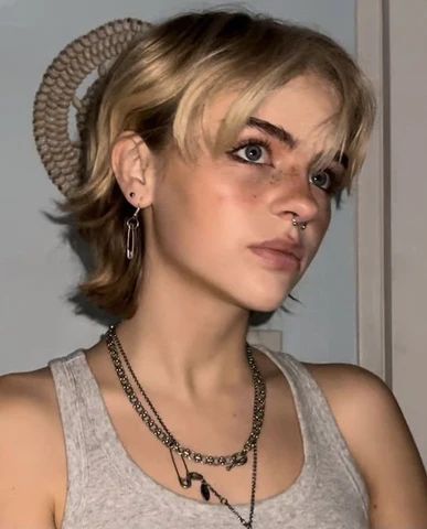 Short Grunge Hair, Shaggy Short Hair, Hair Inspiration Short, Mullet Hairstyle, Short Hair Haircuts, Cut My Hair, Hair Inspo Color, Grunge Hair, Dream Hair