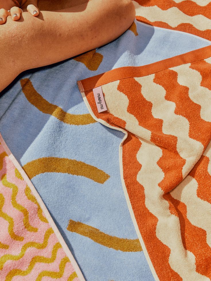 Introducing the Totem Towel Sheet, our ode to the Australian Summer. This generously sized towel in rust and sand is perfect to take with you on your next summer adventure. Equally at home in the bathroom or on the beach, our ultra-plush towels are made from 100% organic cotton for the dreamiest feel against your skin. Designed in our Brunswick studio in Australia, ethically made in Portugal. DETAILS 100% Organic Cotton 500 GSM for softness and absorbency 90cm x 150cm Original hand painted Mosey Towels Aesthetic, Beach Towel Design, Cute Beach Towels, Summer Branding, Australian Summer, Summer Beach Towels, Summer Towel, Towel Design, Palette Design